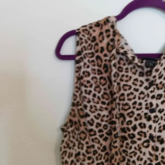 TORRID TANK TOP - Picture 3 of 7